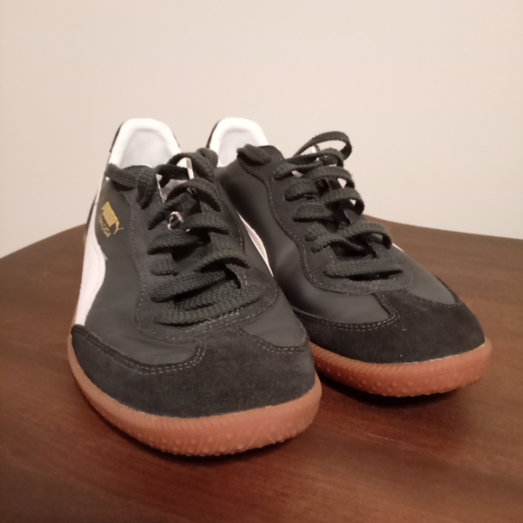 Puma Men's Gray and White Sneakers - Picture 5 of 12